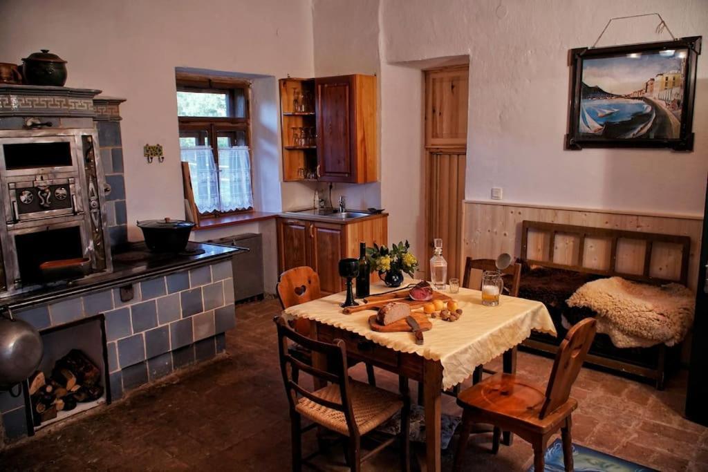 Stilvolles Landhaus Im Dreilaendereck Felsőszölnök 外观 照片